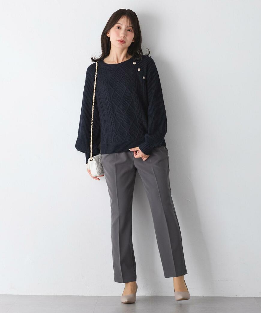 出所：ハニーズ公式オンラインストア 金釦付ケーブル編ニット