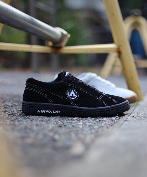 AIR WALK×JOURNAL STANDARD - ONE/別注 ¥12,960（税込）