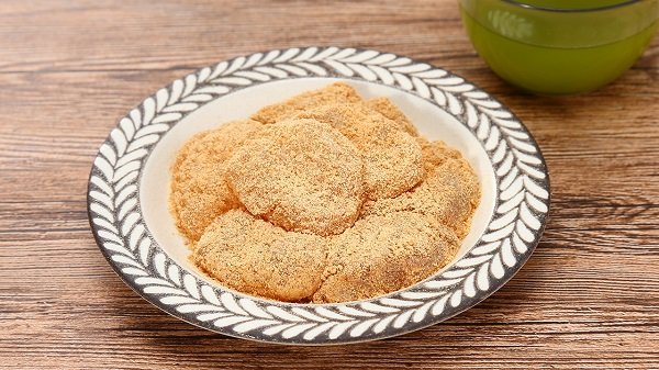 出所：ローソンストア100「新商品」