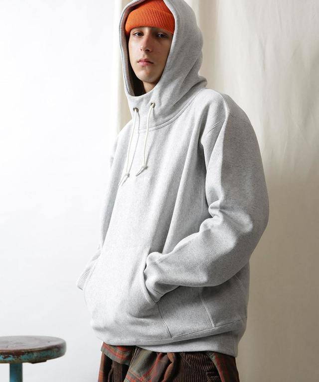Champion×FREAK'S STORE - 別注 MOC NECK P/O HOODED SWEAT ¥13,200（税込）