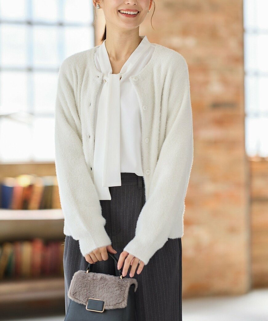 ハニーズ公式　ラメフェザークルーカーデ