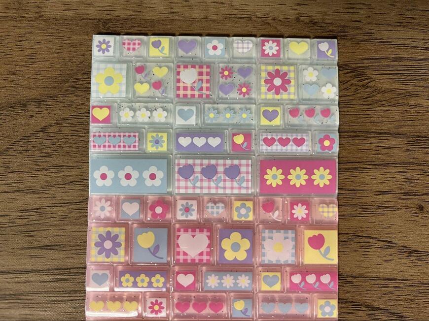 キャンドゥ、タイルシール 90片 フラワー 　画像
