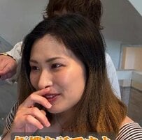 「金髪部分をカットしたい」ダメージ毛に悩んだ女性がハンサムな“ショートボブ”に！ 「美人がさらに際立つ」の声