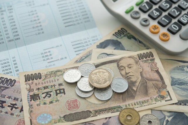 年収350万円でも貯蓄1000万円超えを実現するための4つのヒント