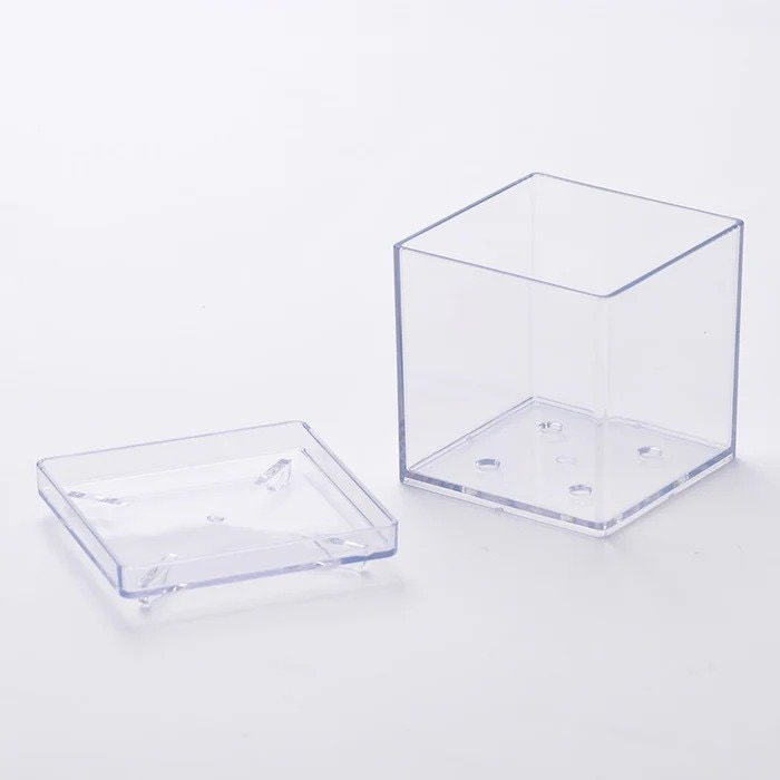 「トレイ付クリア植木鉢（四角、3号）(220円)」