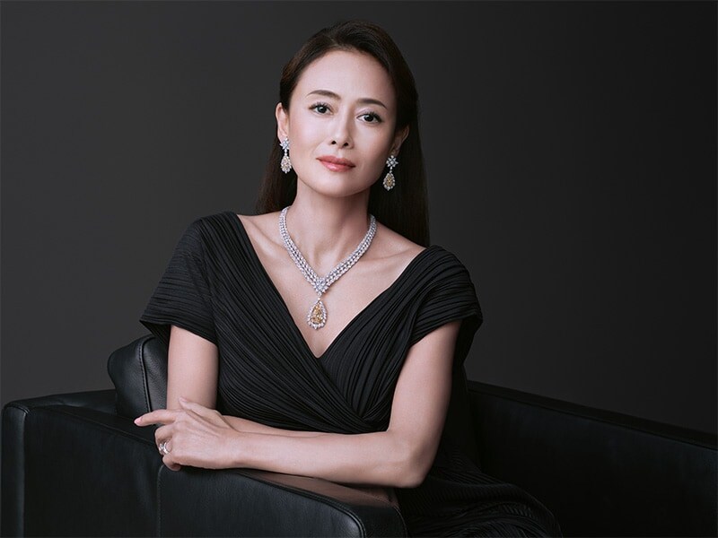 出所：株式会社NEW ART『ダイヤモンドのジュエリーブランド「エクセルコ ダイヤモンド」｜ブランドアンバサダーに後藤久美子さんを起用した第三弾となるイメージビジュアルを公開』 