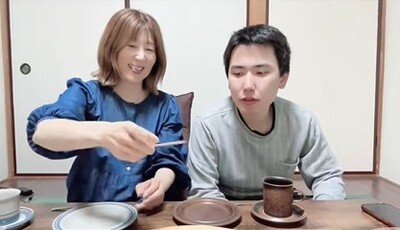 【33歳差】58歳彼女が“手作りプリン”を用意！しかし…25歳彼氏も笑っちゃう展開にほっこり