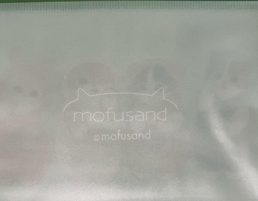 セリア、mofusand スライドマルチケース