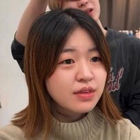 「分け目が気になっちゃう」と悩む女性がショートヘアで大胆イメチェン！「いい感じです」と笑顔あふれる