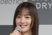 37歳・佐々木希ピンクの浴衣姿が反響「可愛いが溢れてる」「天使、、、？」「世界でいちばん素敵なママ」