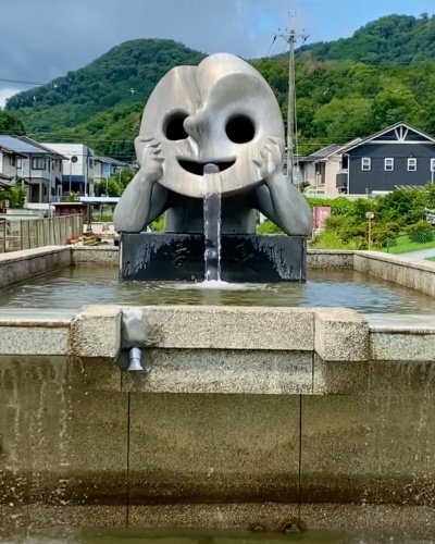 彫刻作品がこちら