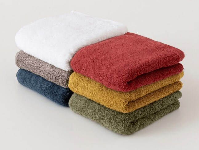 出所：ダイソー公式　「Standard Products」FLUFFY TOWEL