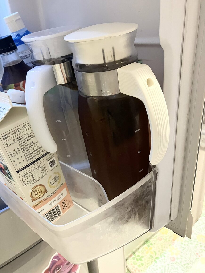 冷蔵庫のドアポケットにある麦茶