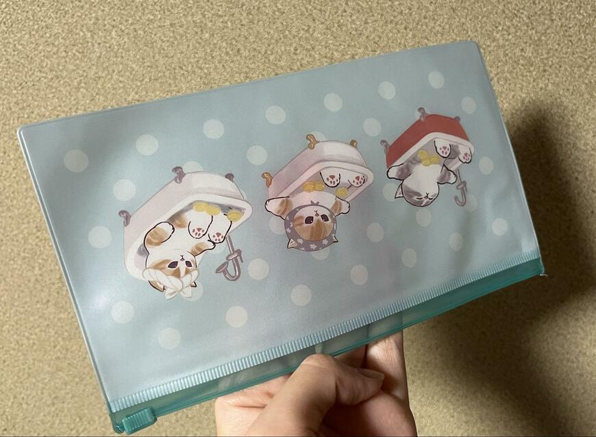 セリア、mofusand スライドマルチケース