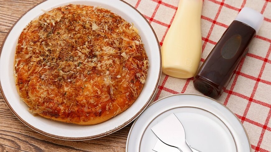 ローソンストア100の新商品：お好み焼き風パン