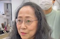 【大胆イメチェン】60cm超ロングの女性→素敵なショートヘアに変身！「別人？」と反響を呼ぶ