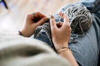 自宅で「ぐっすりと眠る赤ちゃん」に強烈な違和感　「まさかの正体」が話題に