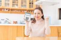 【70歳代】令和シニアの貯蓄額平均と中央値はいくら？「貯蓄ゼロ世帯」の割合を一覧でチェック