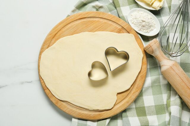 【父の日】ママと0歳息子が作った「息子の手形クッキー」　感動の仕上がりに「食べられないやつ」