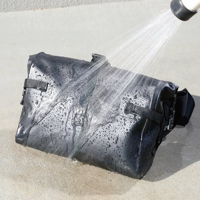 コメリ公式 防水ウェストバッグ 6L