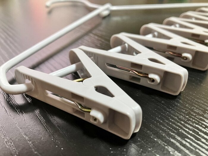 洗濯ばさみはいたって普通のもの