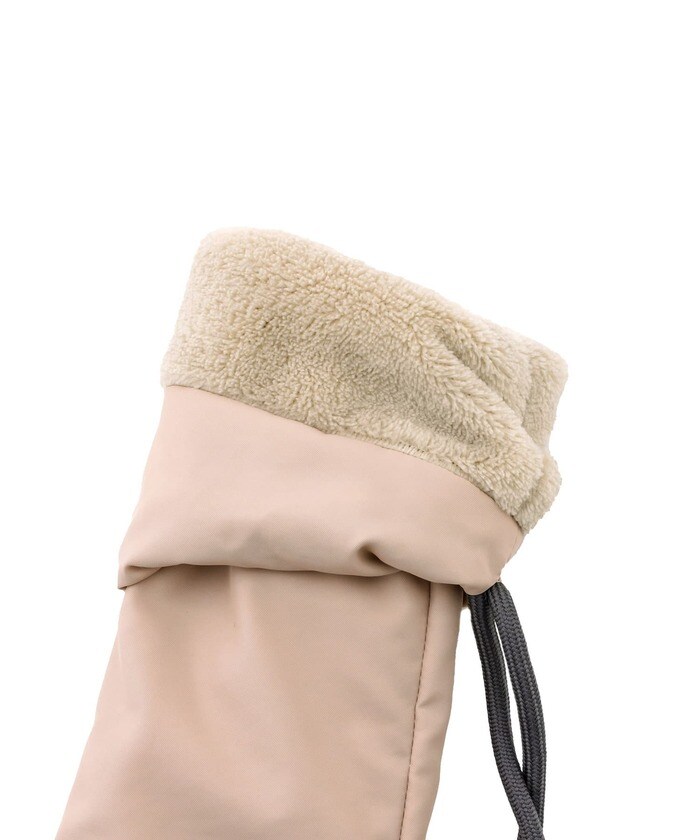 調整可能な肩掛けストラップ付