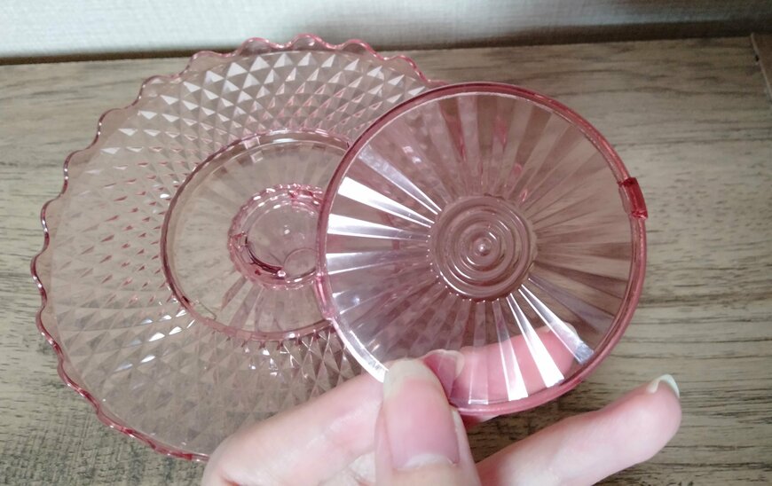 筆者撮影（セリア、パルフェ インテリアスタンド）