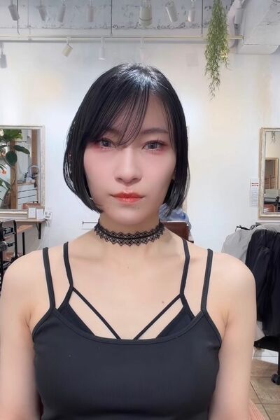 シルエットが美しい「ボブヘア」の完成