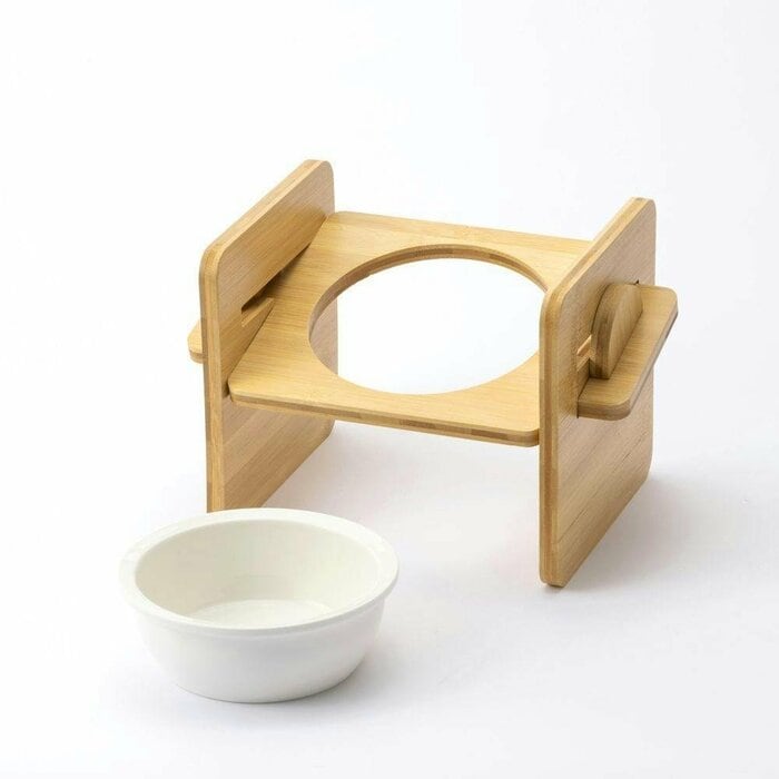 ペットの成長や体格に合わせて高さを変えられます