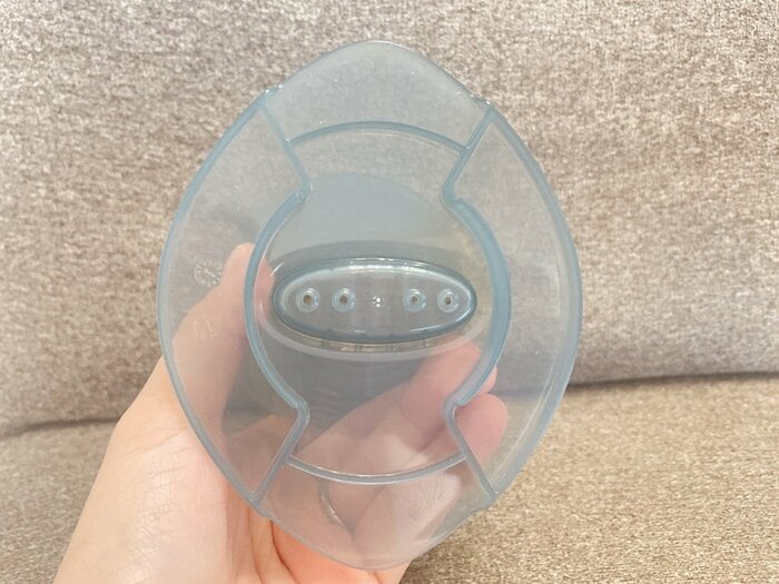 1つの注ぎ口から2カップ同時にドリップできる仕様