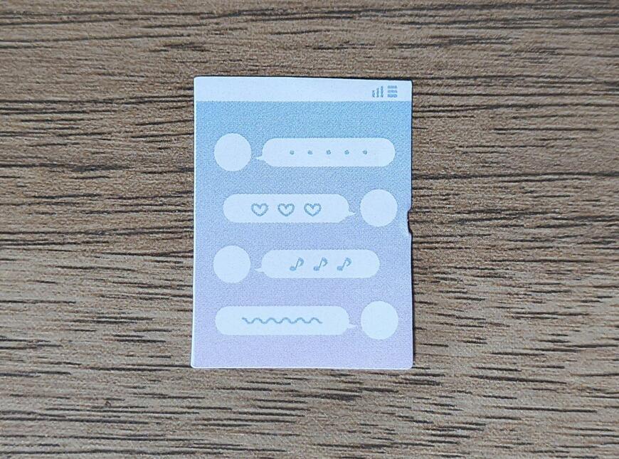 筆者撮影（ダイソー、キーホルダー（携帯））