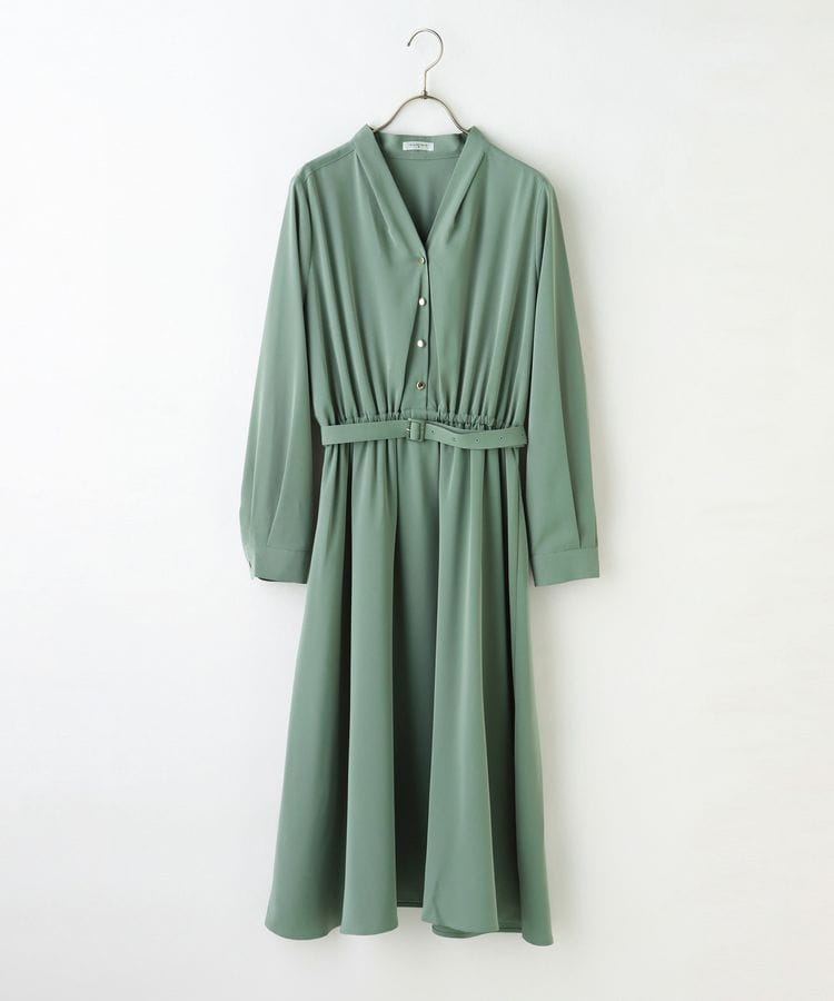 出所：ハニーズ公式通販 金釦使いワンピース