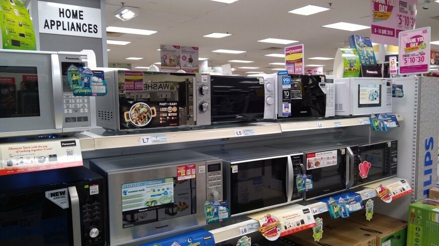 二人以上の世帯の「家具・家事用品」の消費支出は1万2788円