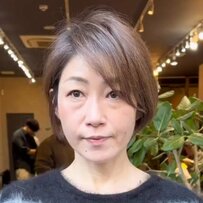 雰囲気の違うショートヘアを希望の女性がイメージチェンジ！「若々しく可愛らしい雰囲気のショートヘア」へ変身！