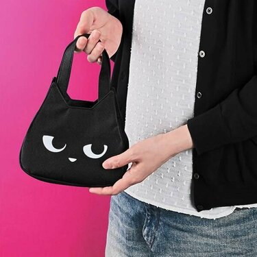 猫好き必見！」698円のハロウィン限定『黒猫バッグ＆巾着』が登場！お