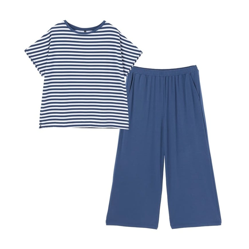 出所：ワークマン公式　レディースシン・呼吸するパジャマ