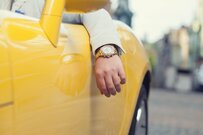 富裕層がしている「お金から愛される」引き寄せの法則とは？3つの共通点