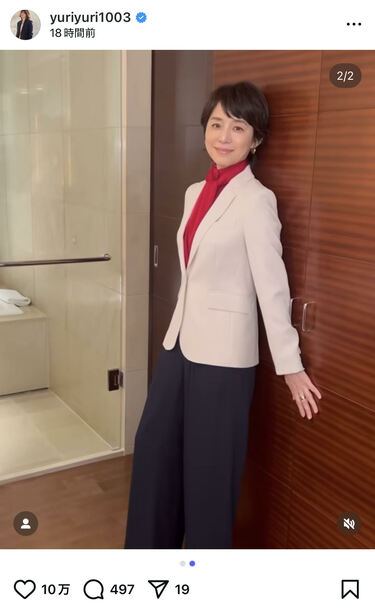 55歳 石田ゆり子 最新ショートヘアが大反響「知的で素敵」「馴染んでき