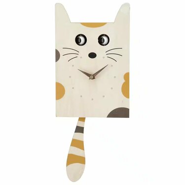 ⭐️アメリカンカントリー雑貨❤️ぷっくり肉球猫(=^・^=)ちゃんの振り子時計 ニトリ新作】猫の目が動く「振り子時計」がかわいいです。2990円の