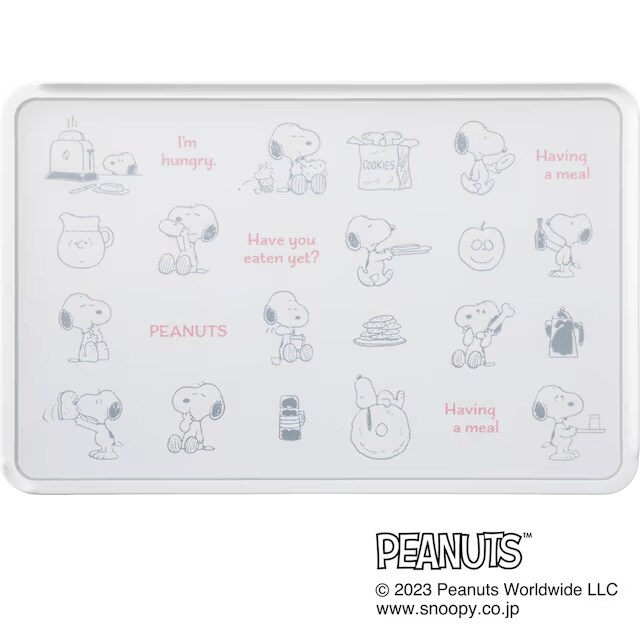 表と裏の両面が使用できるカッティングボード