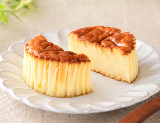 ローソンの新商品:バスチー −バスク風チーズケーキ−