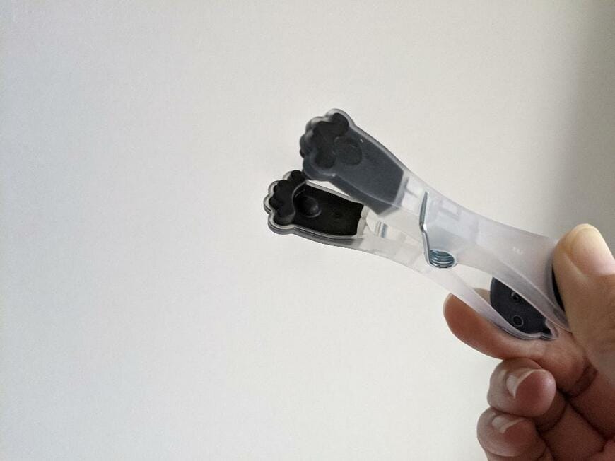 筆者撮影（セリア　ラバー付ピンチ キャット 6P）