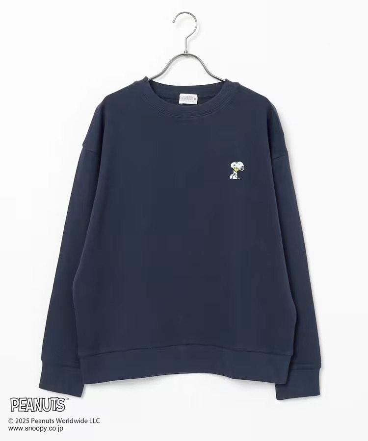 出所：ハニーズ公式　スヌーピー／ゆるトップス