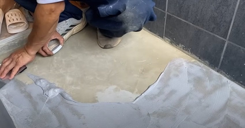 【築100年超古民家DIY】浴室を快適でスタイリッシュな空間に大変身！「ホテルのお風呂みたい」と話題