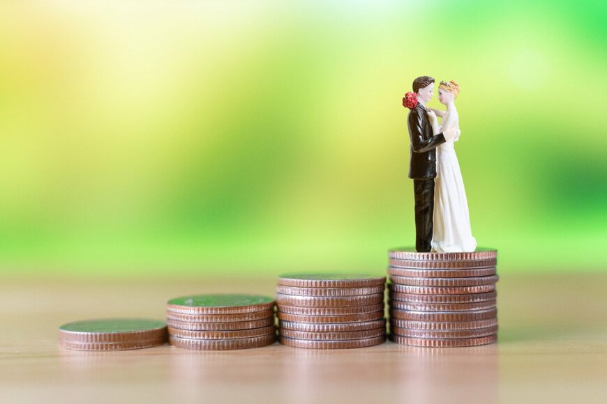 結婚相手に女性が求める最低年収「500万円」という衝撃。男女の結婚観に違いも