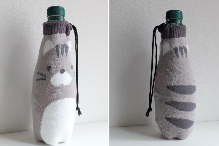 ダイソー、ニットペットボトルカバー(ネコ、絞りひも付)