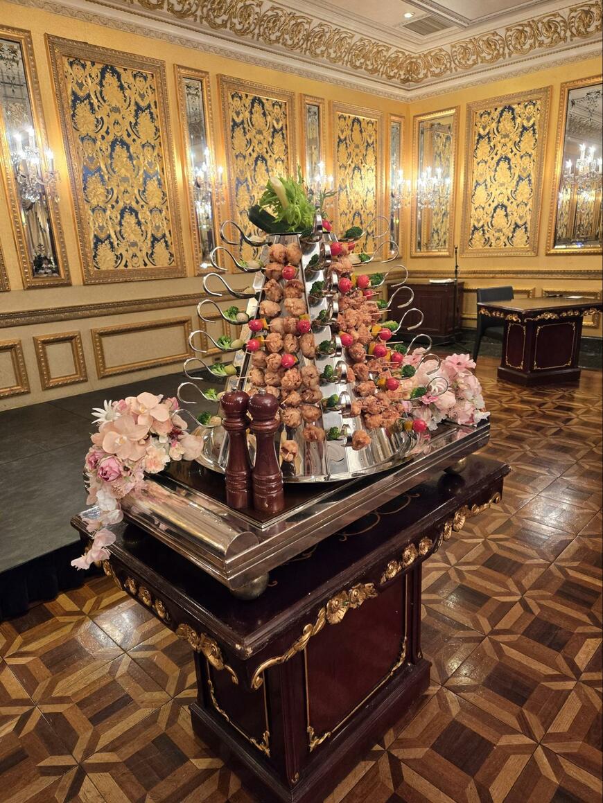 結婚式で撮影された1枚に驚き