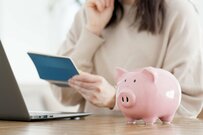 国民負担率、2024年度は45.8％見込。海外と比べて高い方なの？