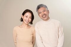 「贈与税3935億円」《過去最高》前年比10.9%の申告状況！暦年課税か相続時精算課税制度か。結局どちらをつかえばよい？