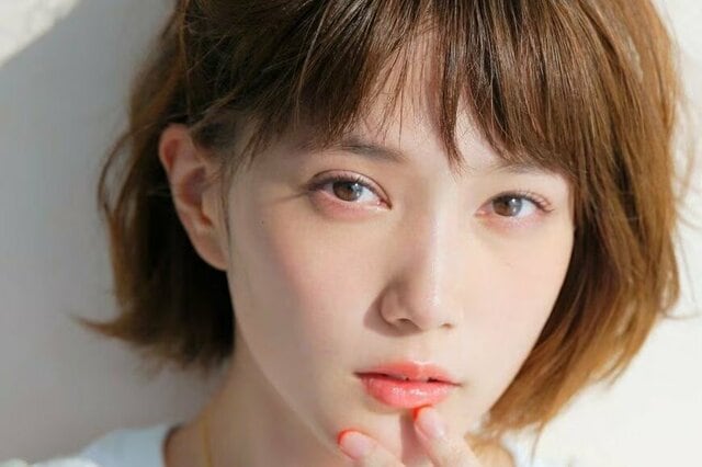 本田翼、スタイル良すぎ…メンズコーデ姿に「世界一美しい」「天使ですね」の声